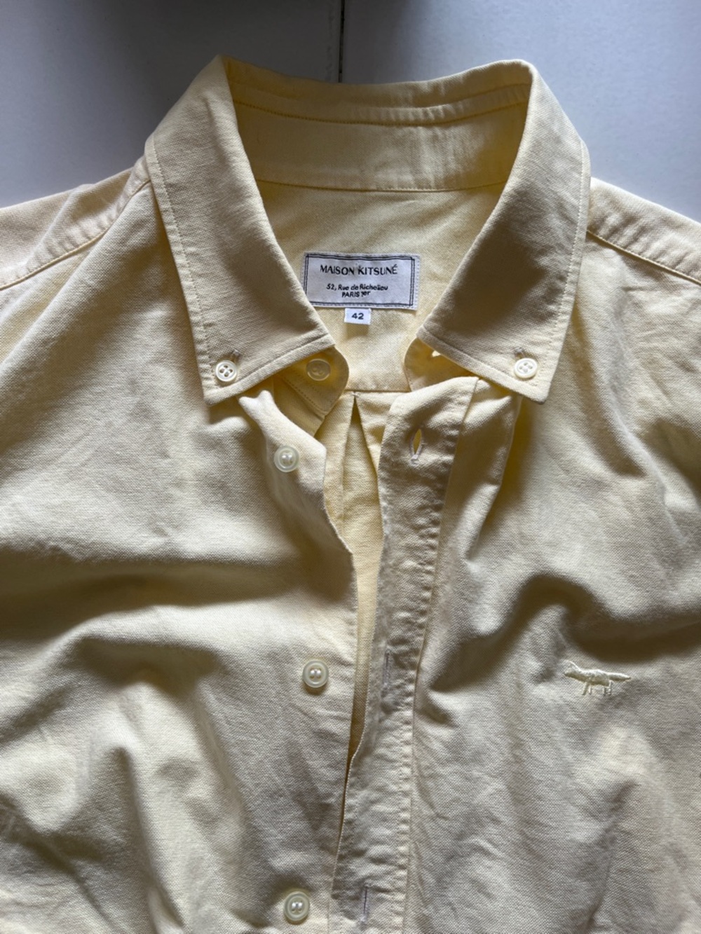 MAISON KITSUNÉ Pale Yellow Button-Down Oxford Shirt size 42 equi.L